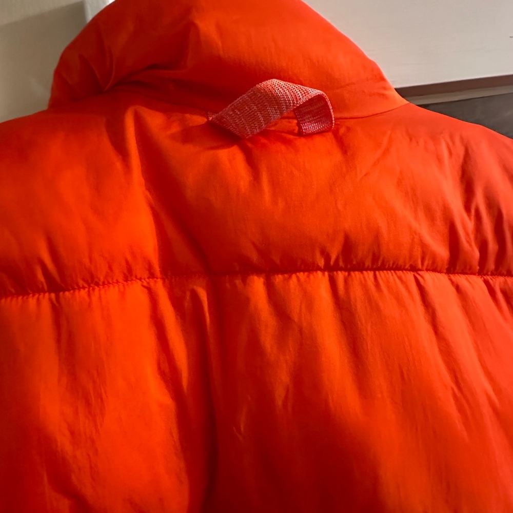 NWT free people size M- puffer vest in orange - Picture 7 of 8
